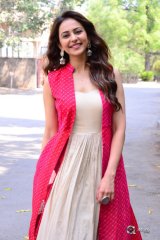 Rakul Preet Singh New Photos